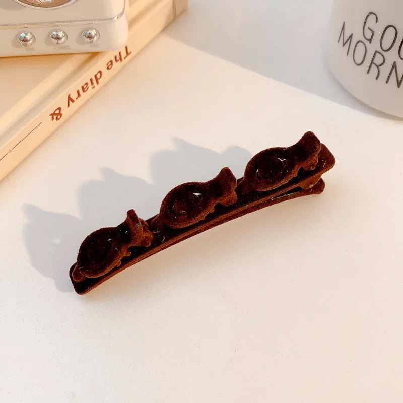 2023 Fashion Flocked Bangs Hair Clasps for Women Girls Mini Cute Barrettes Children Hairgrip Alice Braided Hair Accessories